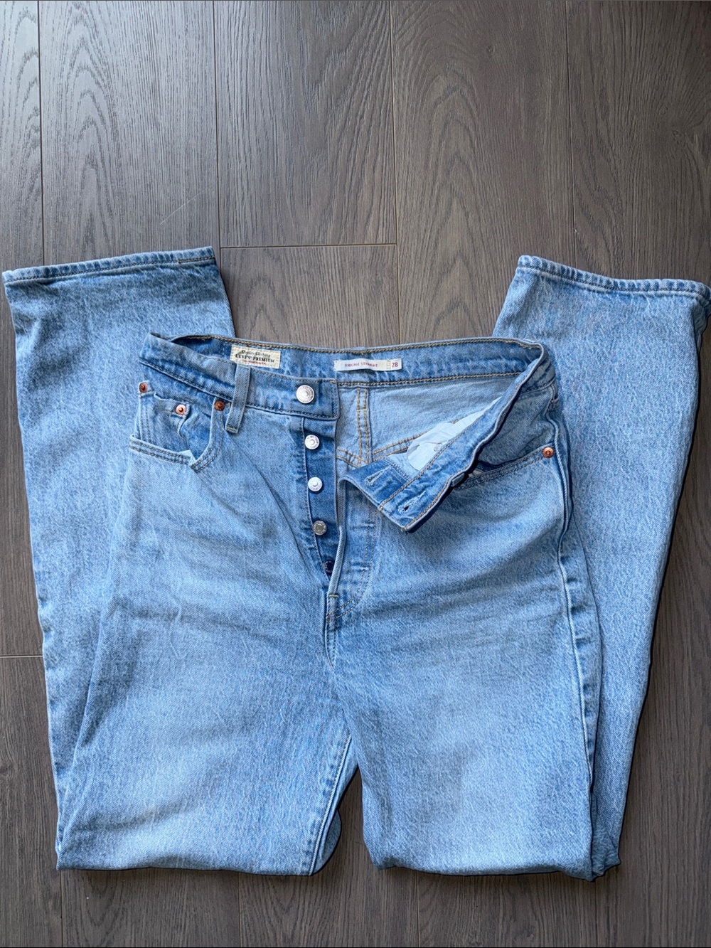 Levi’s Ribcage Straight Jeans